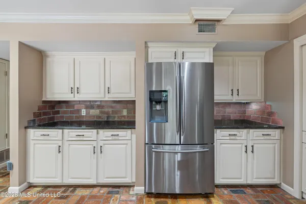 $449,500 | 207 Southampton Road, Hattiesburg, MS 39401