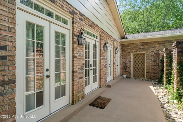 $449,500 | 207 Southampton Road, Hattiesburg, MS 39401