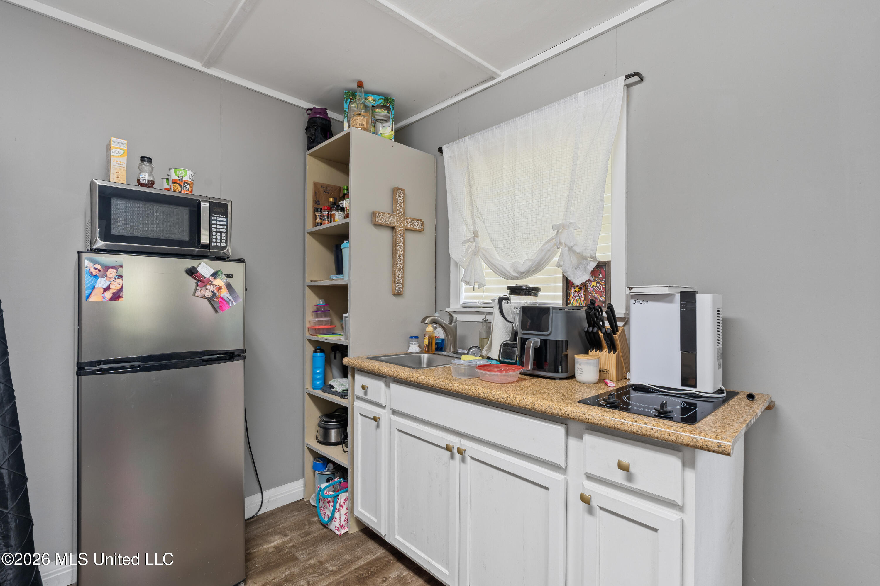 207 Southampton Road Hattiesburg, MS 39401 - Photo 42 of 48 207_Southampton_Rd-49