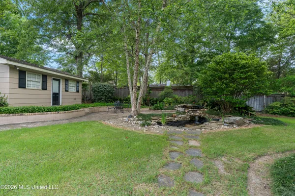 $449,500 | 207 Southampton Road, Hattiesburg, MS 39401