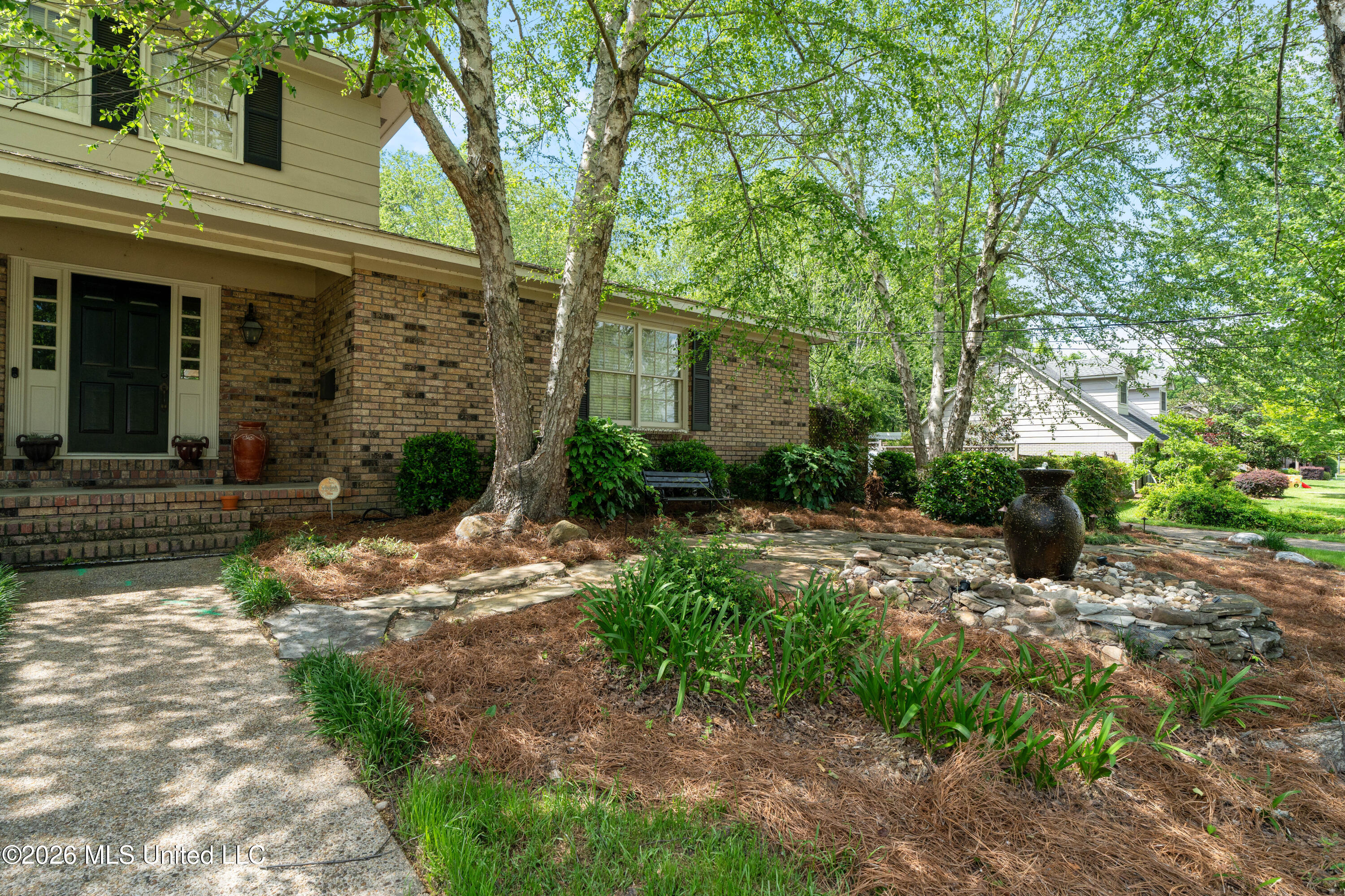 207 Southampton Road Hattiesburg, MS 39401 - Photo 5 of 48 207_Southampton_Rd-8