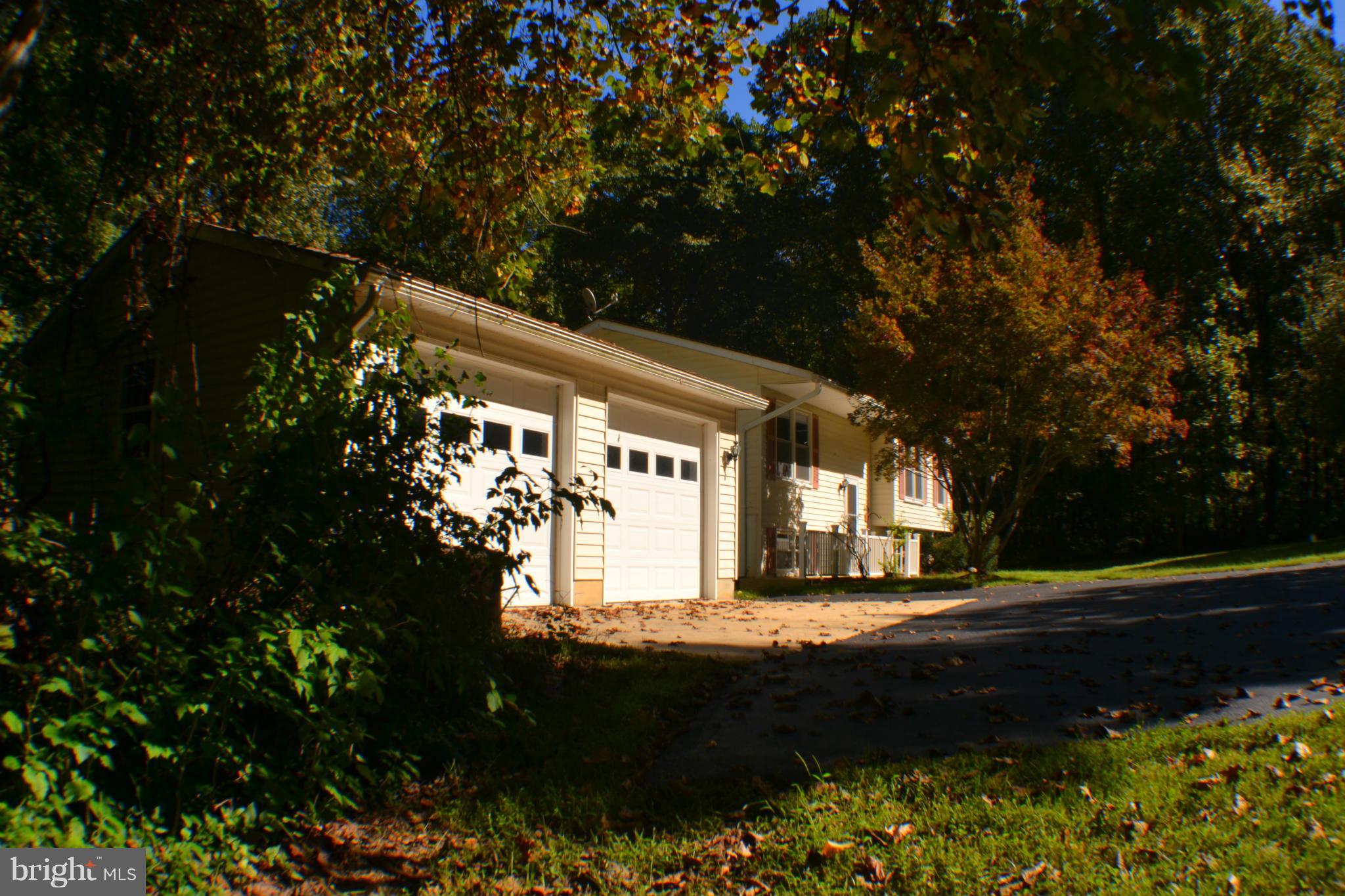 9185 Nana Russell Road Owings, MD 20736 - Photo 2 of 30 Spacious 2 car garage