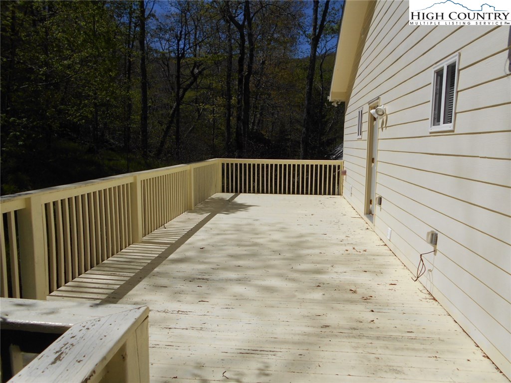 134 Tamarack Road Beech Mountain, NC 28604 - Photo 19 of 23 Gallery Image 19