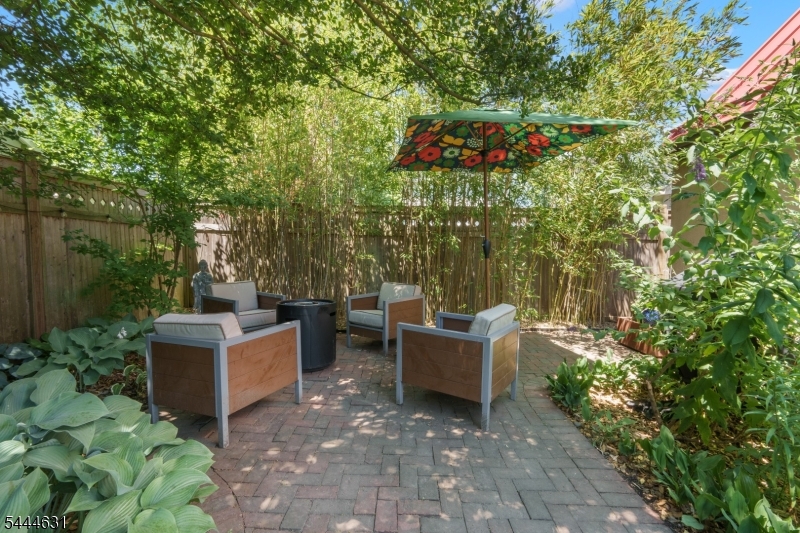 1030 Sterling Road Union, NJ 07083 - Photo 37 of 39