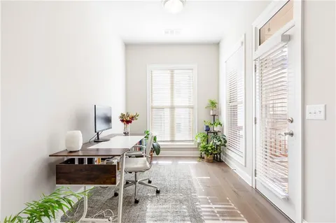 $739,900 | 4325 Parkside Place, Atlanta, GA 30342