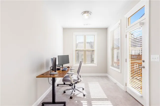 $739,900 | 4325 Parkside Place, Atlanta, GA 30342