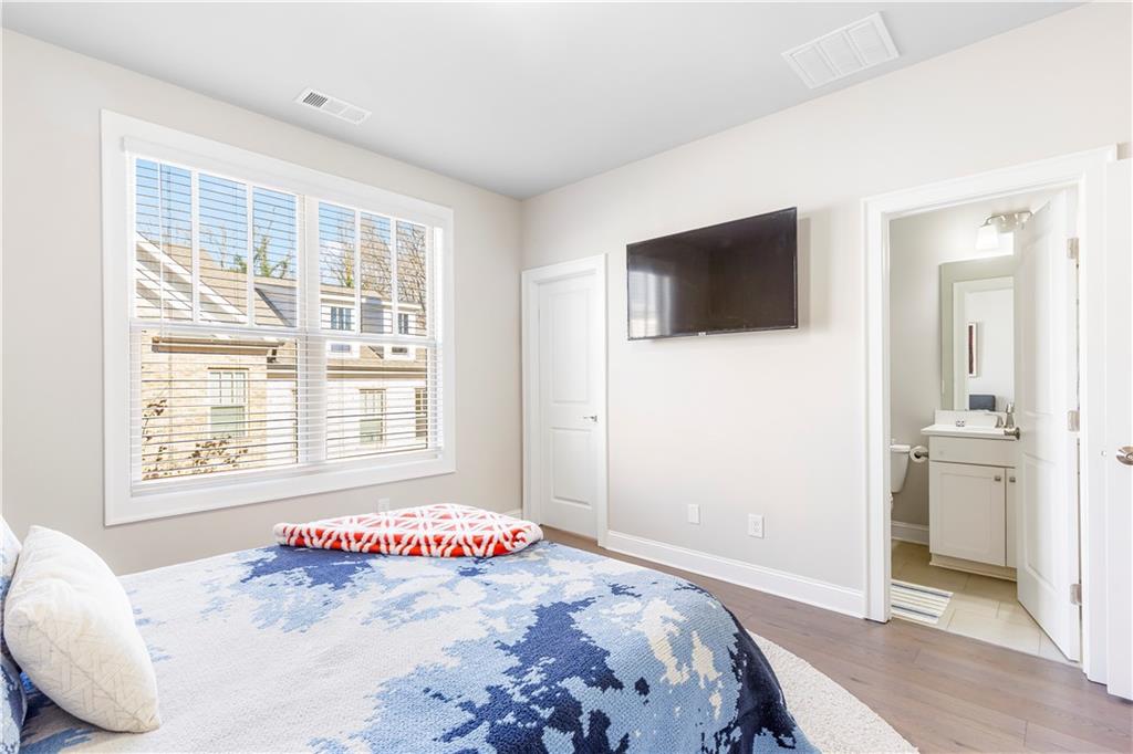 4325 Parkside Place Atlanta, GA 30342 - Photo 32 of 41