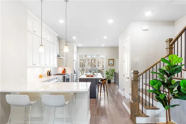 $739,900 | 4325 Parkside Place, Atlanta, GA 30342