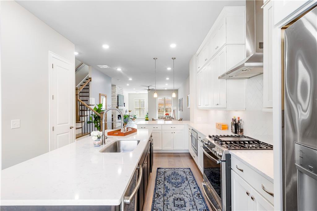 4325 Parkside Place Atlanta, GA 30342 - Photo 9 of 41