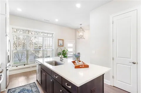 $739,900 | 4325 Parkside Place, Atlanta, GA 30342