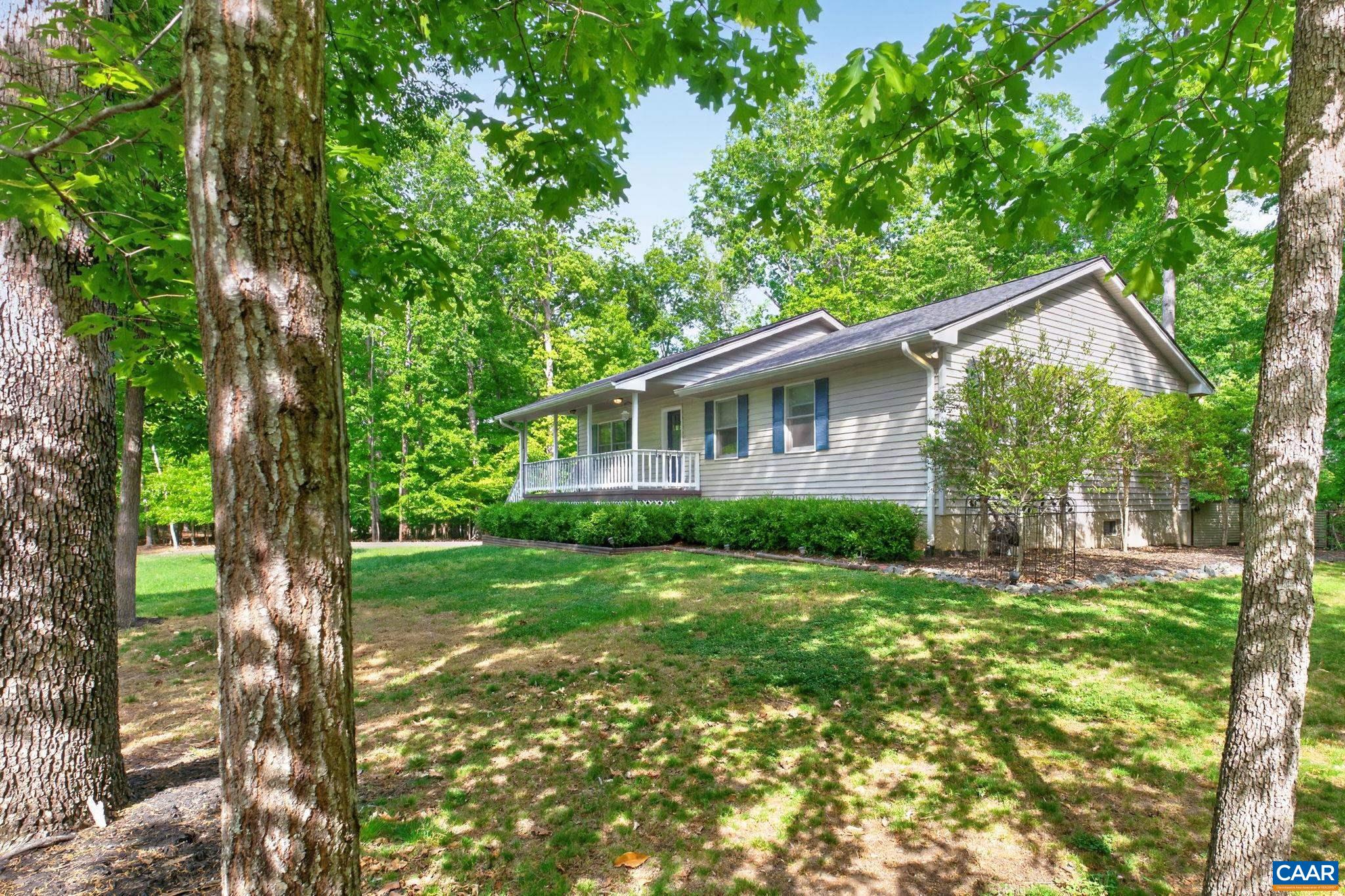 47 Dogleg Road Palmyra, VA 22963 - Photo 2 of 39 Gallery Image 2