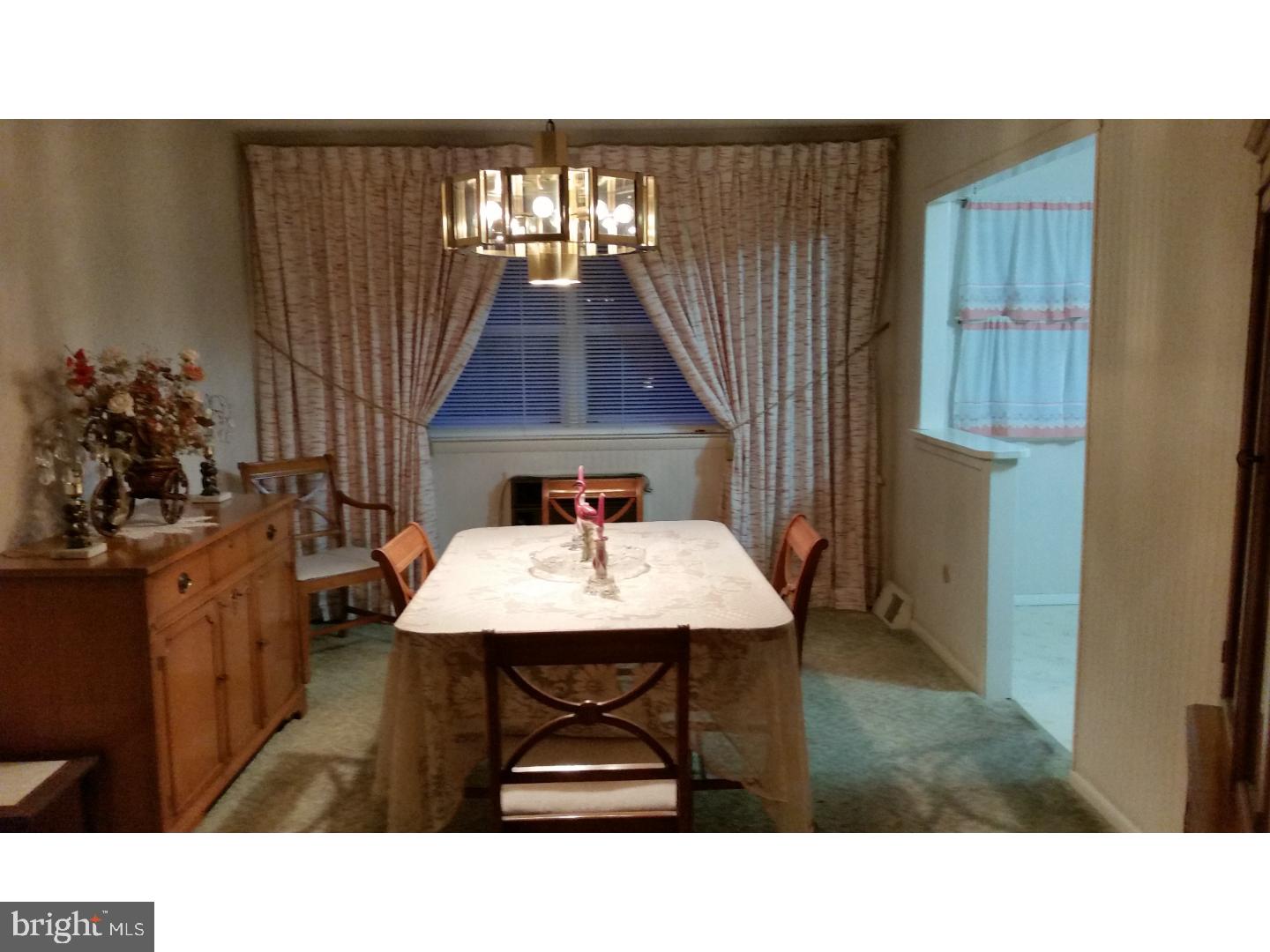 3507 Vinton Road Philadelphia, PA 19154 - Photo 5 of 15 Dining Room