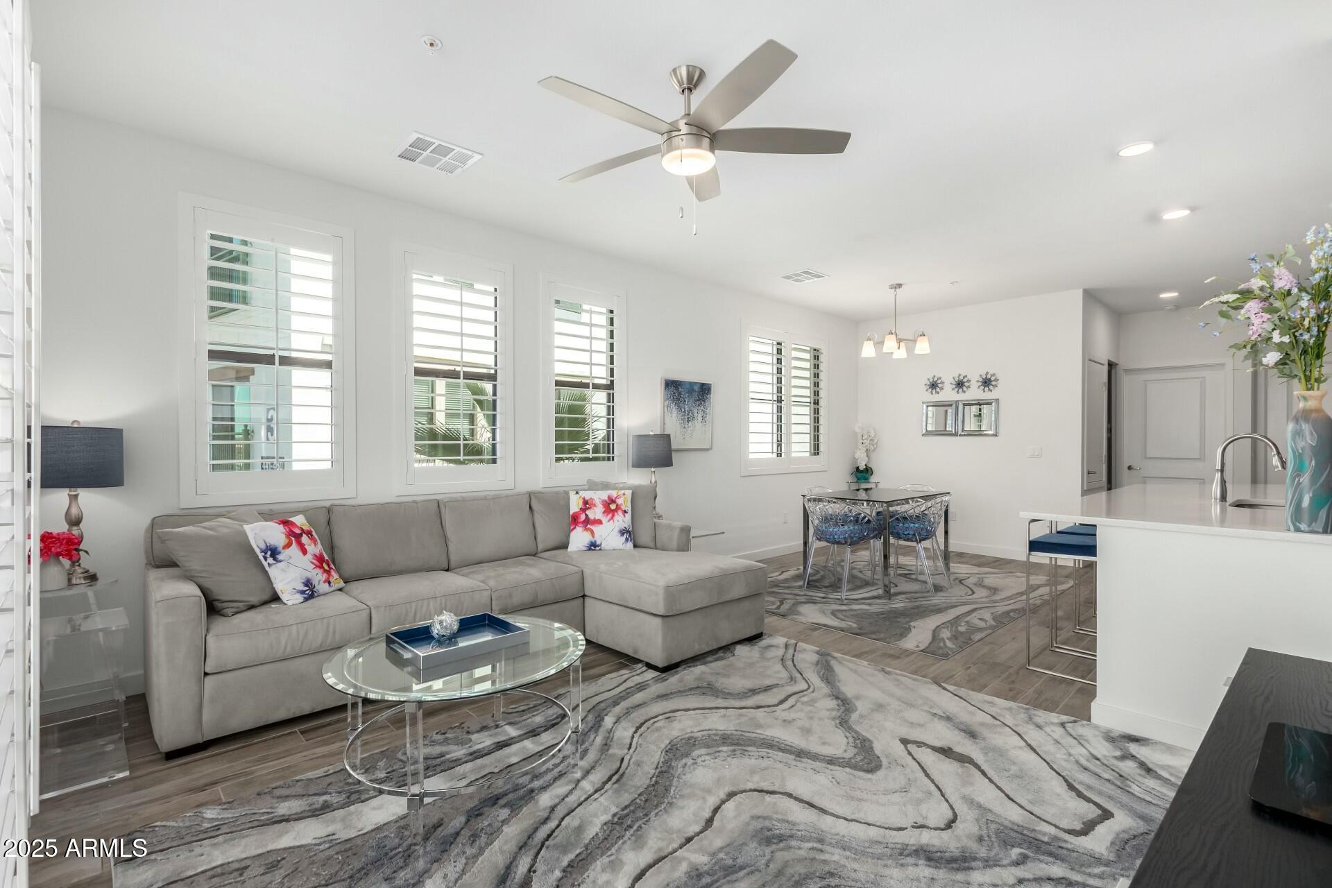 2511 West Queen Creek Road, Unit 262 Chandler, AZ 85248 - Photo 7 of 46 Living room
