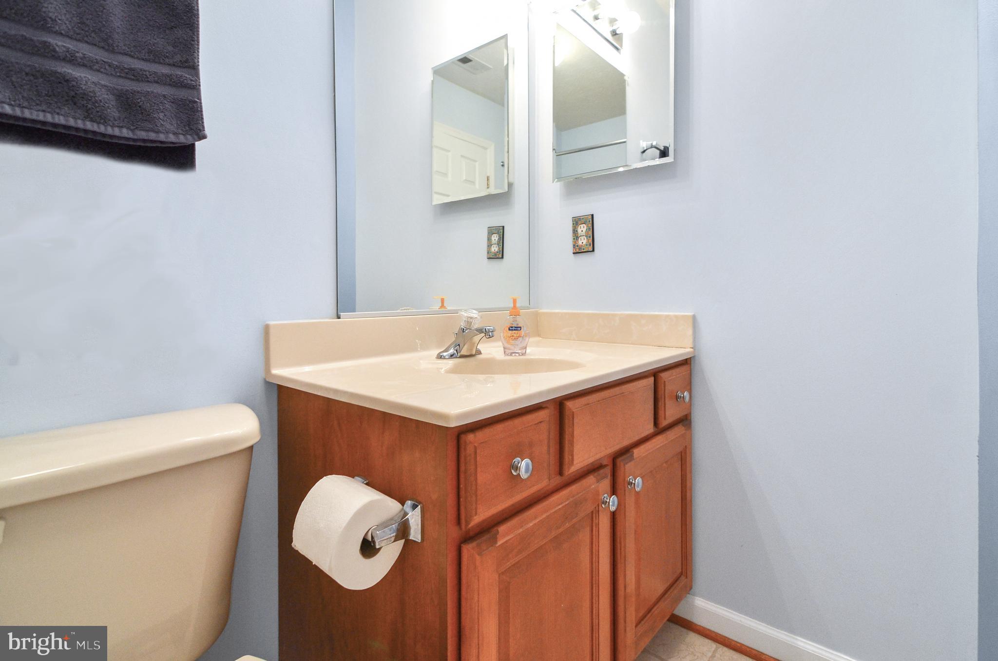 4638 Riddle Drive Baltimore, MD 21236 - Photo 27 of 38 UPPER FULL BATH