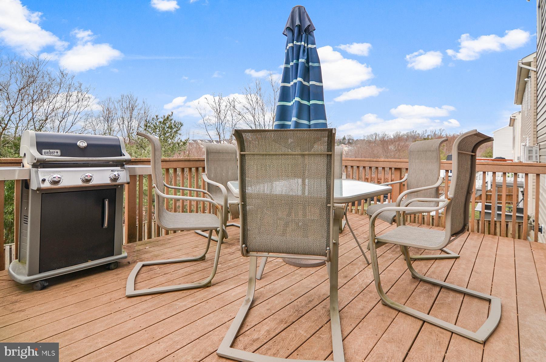 4638 Riddle Drive Baltimore, MD 21236 - Photo 33 of 38 REAR DECK