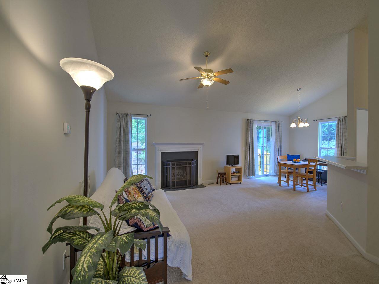 8 Colombard Court Mauldin, SC 29662 - Photo 3 of 35