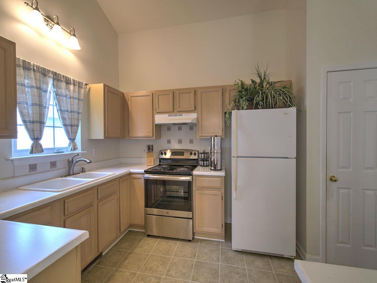 8 Colombard Court Mauldin, SC 29662 - Photo 8 of 35