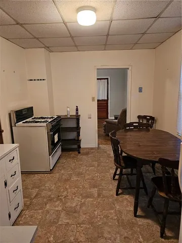 $120,000 | 1005 Kenton Street, Leavenworth, KS 66048