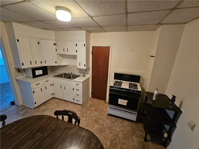 $120,000 | 1005 Kenton Street, Leavenworth, KS 66048