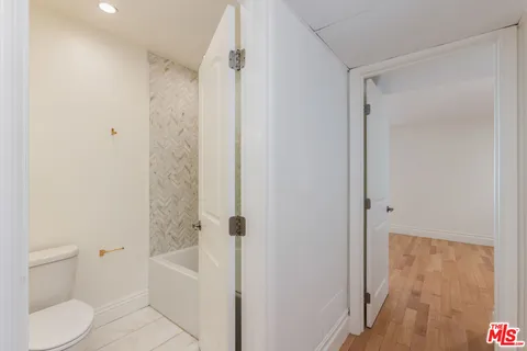 $825,000 | 8535 North W Knoll Drive, Unit 109, West Hollywood, CA 90069