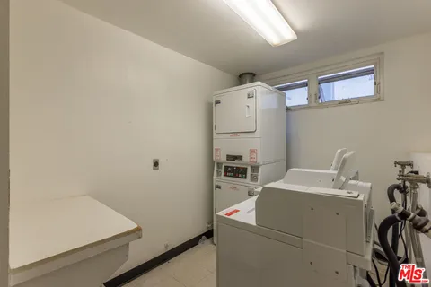 $825,000 | 8535 North W Knoll Drive, Unit 109, West Hollywood, CA 90069