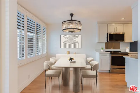 $825,000 | 8535 North W Knoll Drive, Unit 109, West Hollywood, CA 90069