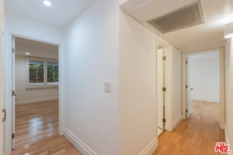 $825,000 | 8535 North W Knoll Drive, Unit 109, West Hollywood, CA 90069