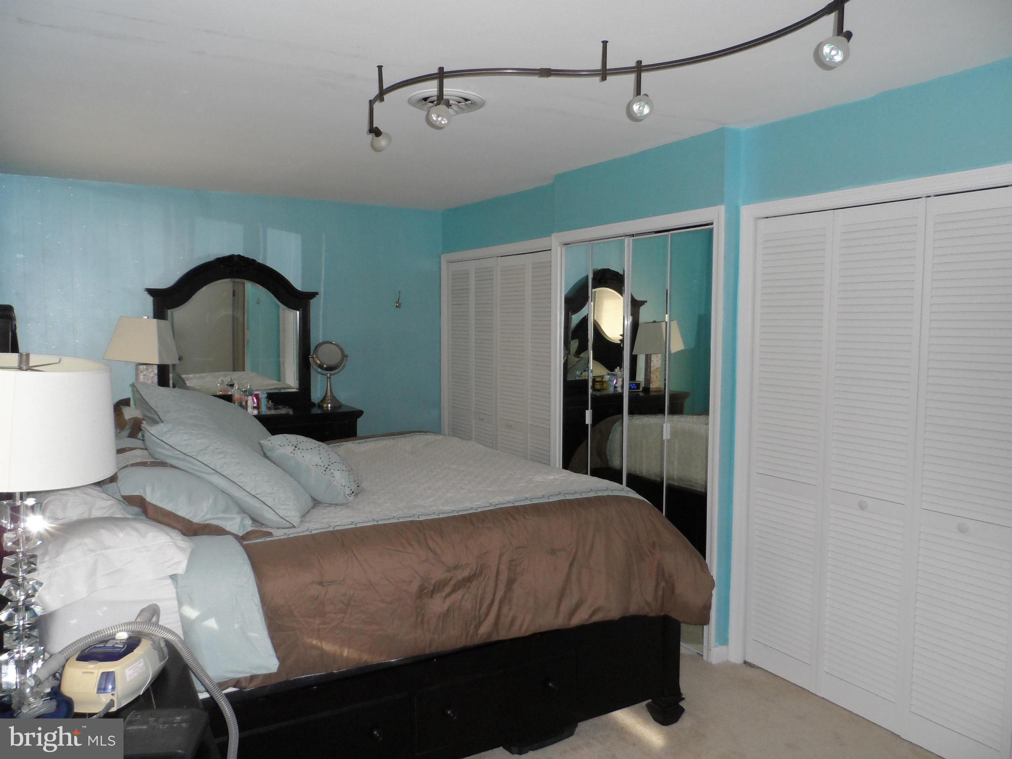 248 Hickory Point Road Pasadena, MD 21122 - Photo 13 of 28 Bedroom (Master)