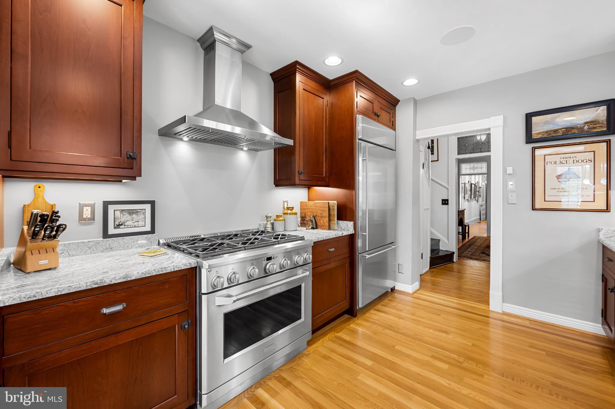 407 Warren Avenue Baltimore, MD 21230 - Photo 26 of 85 Kitchen with GE Monogram appliances