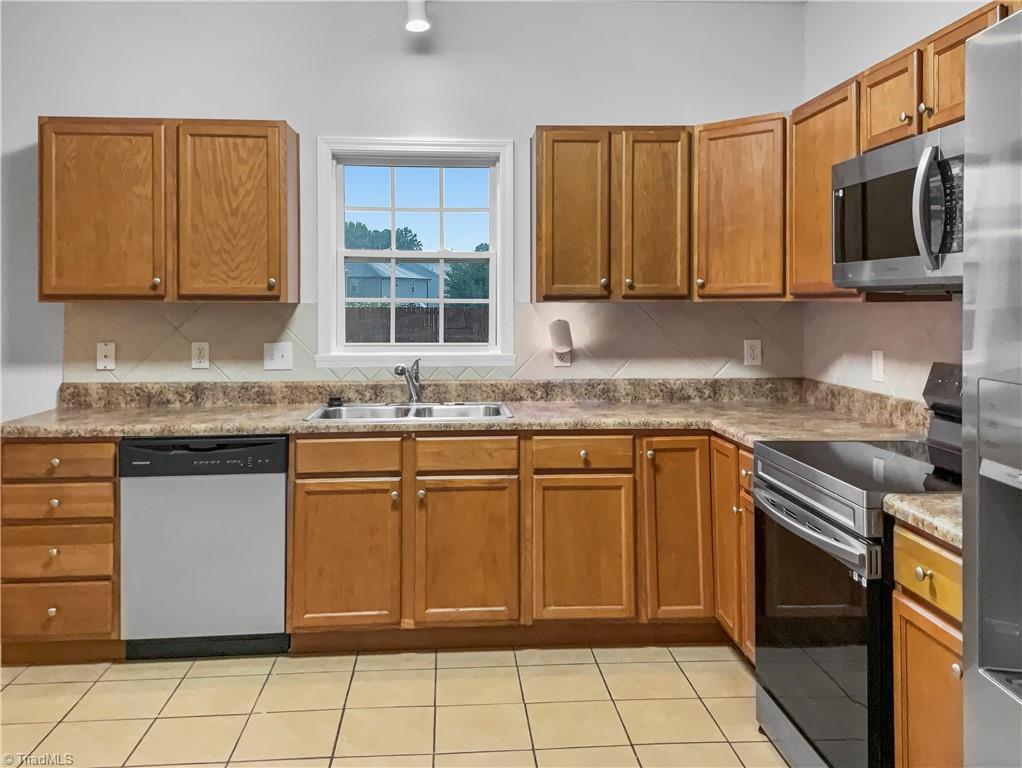 5883 Sunny Ridge Trail Clemmons, NC 27012 - Photo 9 of 20 Gallery Image 9