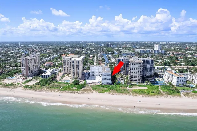 $275,000 | 1850 South Ocean Boulevard, Unit 409, Lauderdale-by-the-Sea, FL 33062