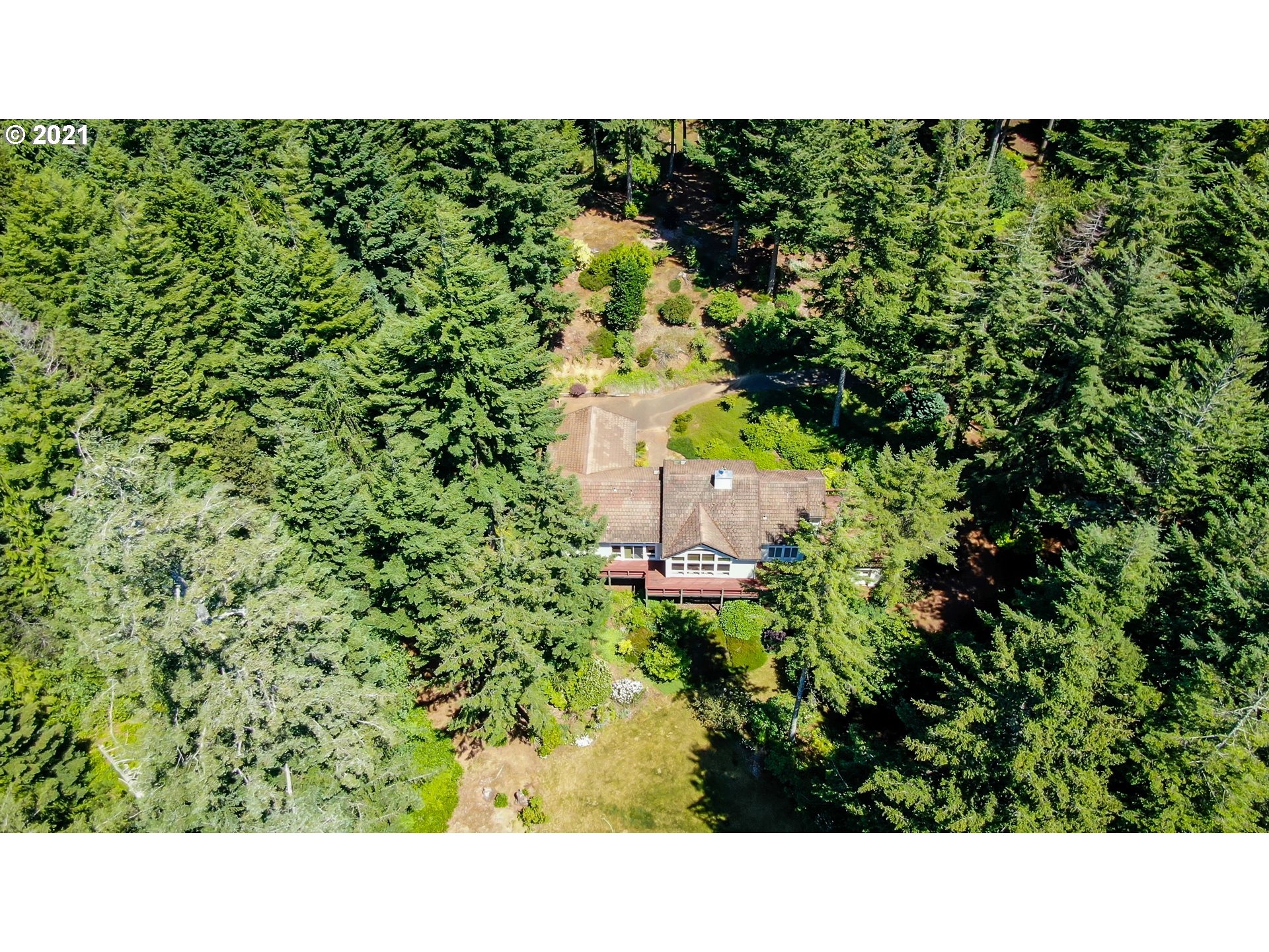 83750 Rio Road Florence, OR 97439 - Photo 6 of 32 Gallery Image 6