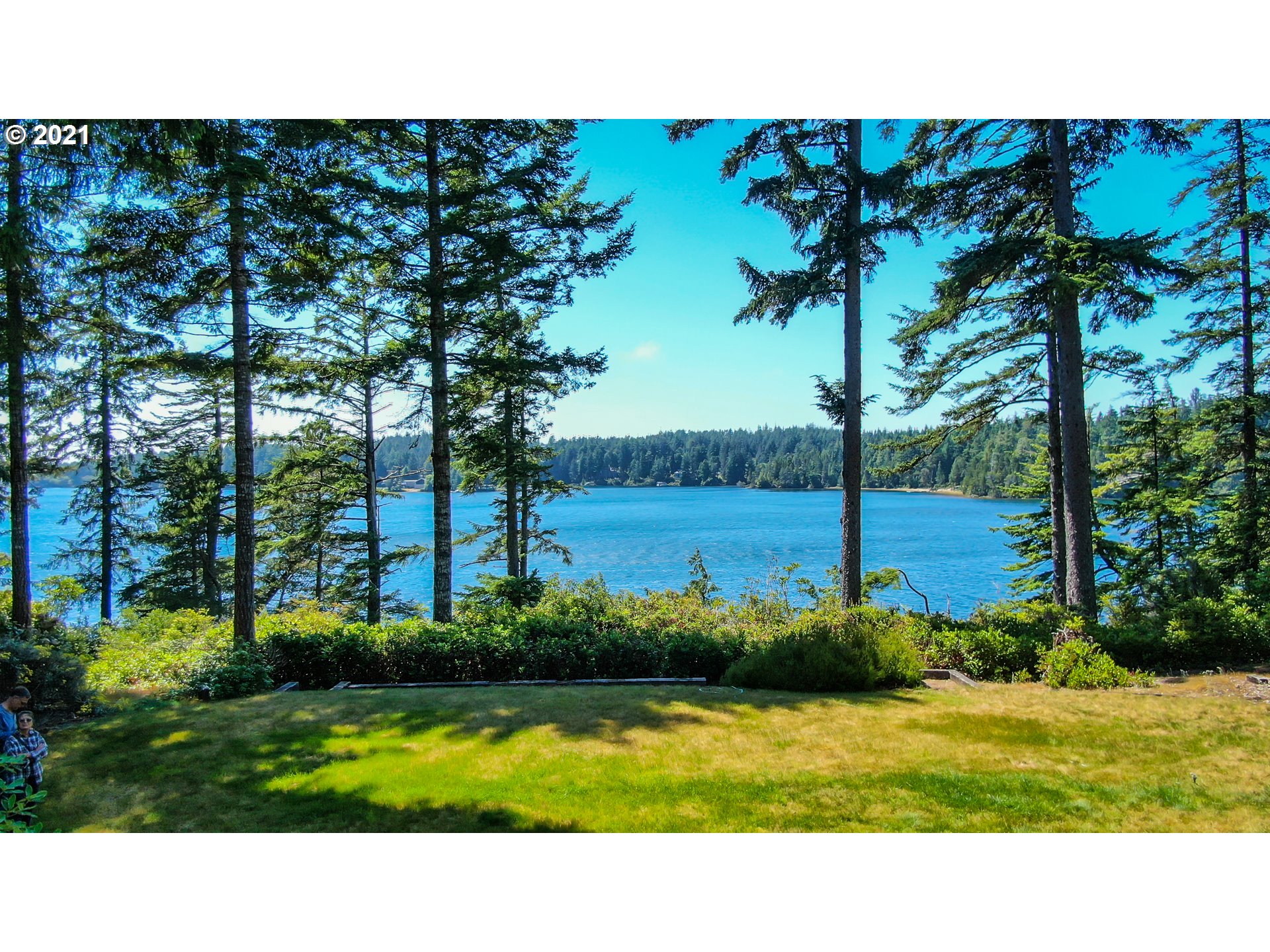 83750 Rio Road Florence, OR 97439 - Photo 10 of 32 Gallery Image 10
