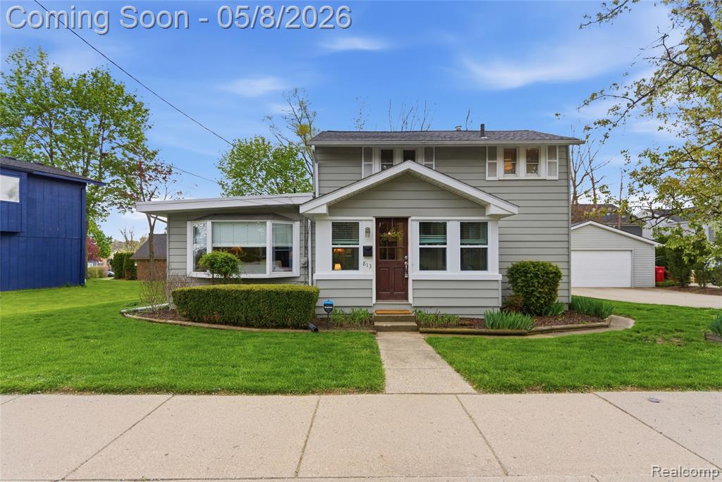 813 1st Street Rochester, MI 48307 - Photo 3 of 46 Gallery Image 3
