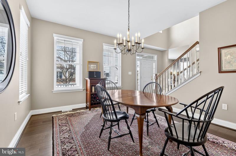 649 Dorset Street Lititz, PA 17543 - Photo 11 of 27 Dining Room