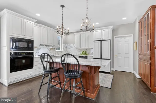 $750,000 | 649 Dorset Street, Lititz, PA 17543