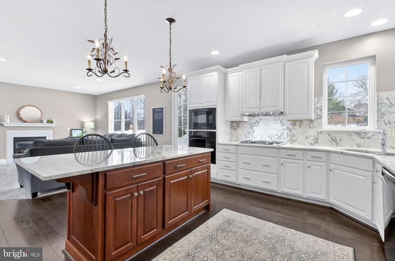 649 Dorset Street Lititz, PA 17543 - Photo 14 of 27 Kitchen