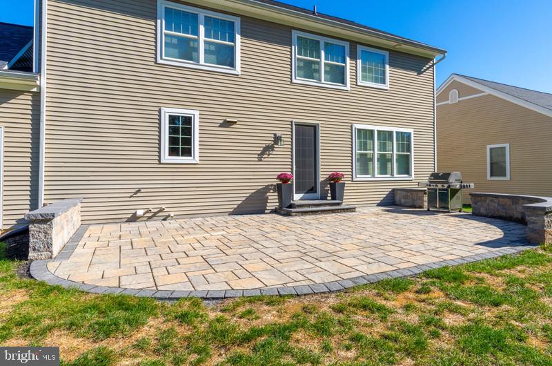 649 Dorset Street Lititz, PA 17543 - Photo 5 of 27 Patio