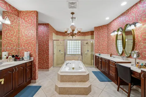 $2,300,000 | 13457 Majestic Way, Cooper City, FL 33330