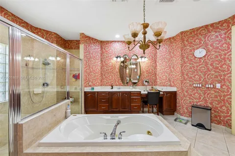 $2,300,000 | 13457 Majestic Way, Cooper City, FL 33330