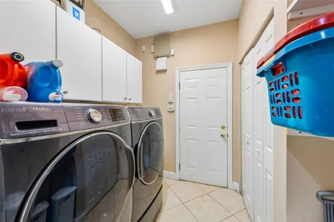 $2,300,000 | 13457 Majestic Way, Cooper City, FL 33330
