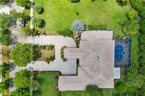 $2,300,000 | 13457 Majestic Way, Cooper City, FL 33330