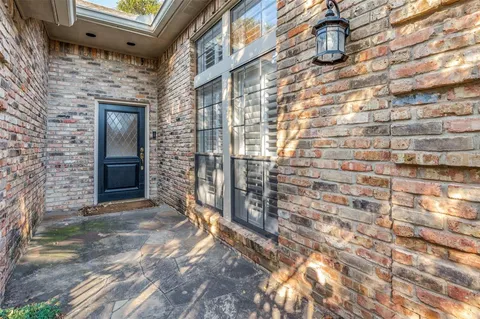 $579,900 | 6027 High Court Place, Dallas, TX 75254