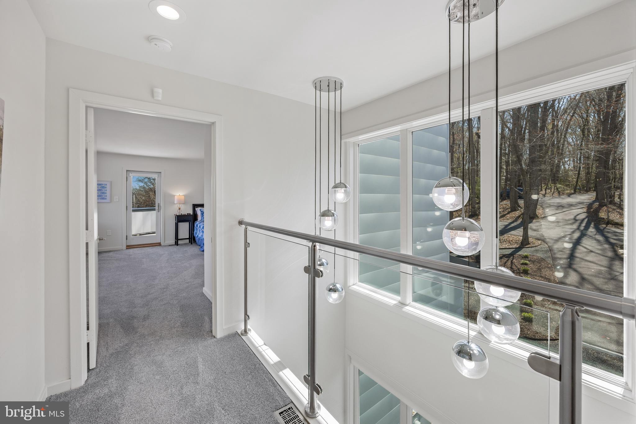 378 Forest Beach Road Annapolis, MD 21409 - Photo 20 of 42 a view of a living room and bathroom
