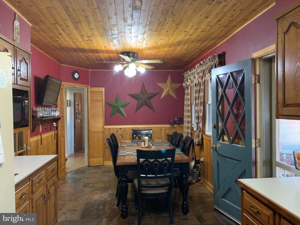 242 Meadow Road Pasadena, MD 21122 - Photo 4 of 13 Kitchen