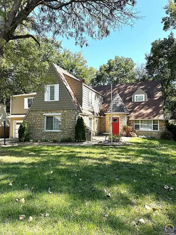 $389,900 | 1520 Southwest Oakley Avenue, Topeka, KS 66604