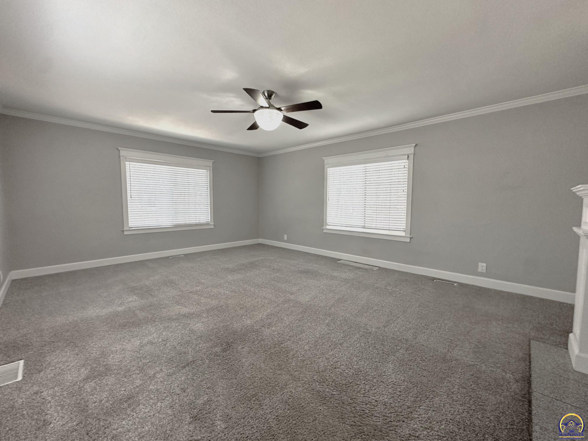 1520 Southwest Oakley Avenue Topeka, KS 66604 - Photo 16 of 76 Formal Living Space