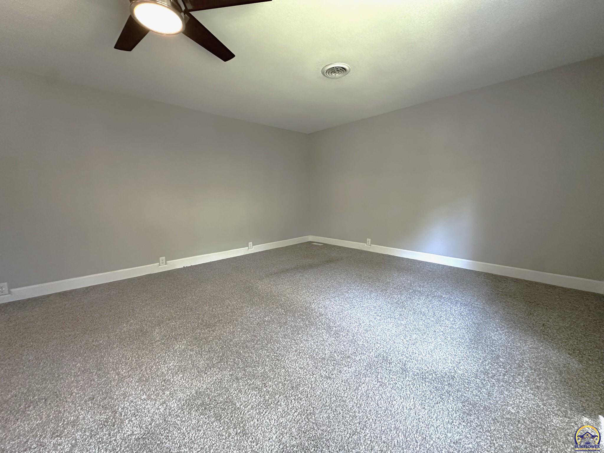 1520 Southwest Oakley Avenue Topeka, KS 66604 - Photo 45 of 76 Primary Bedroom