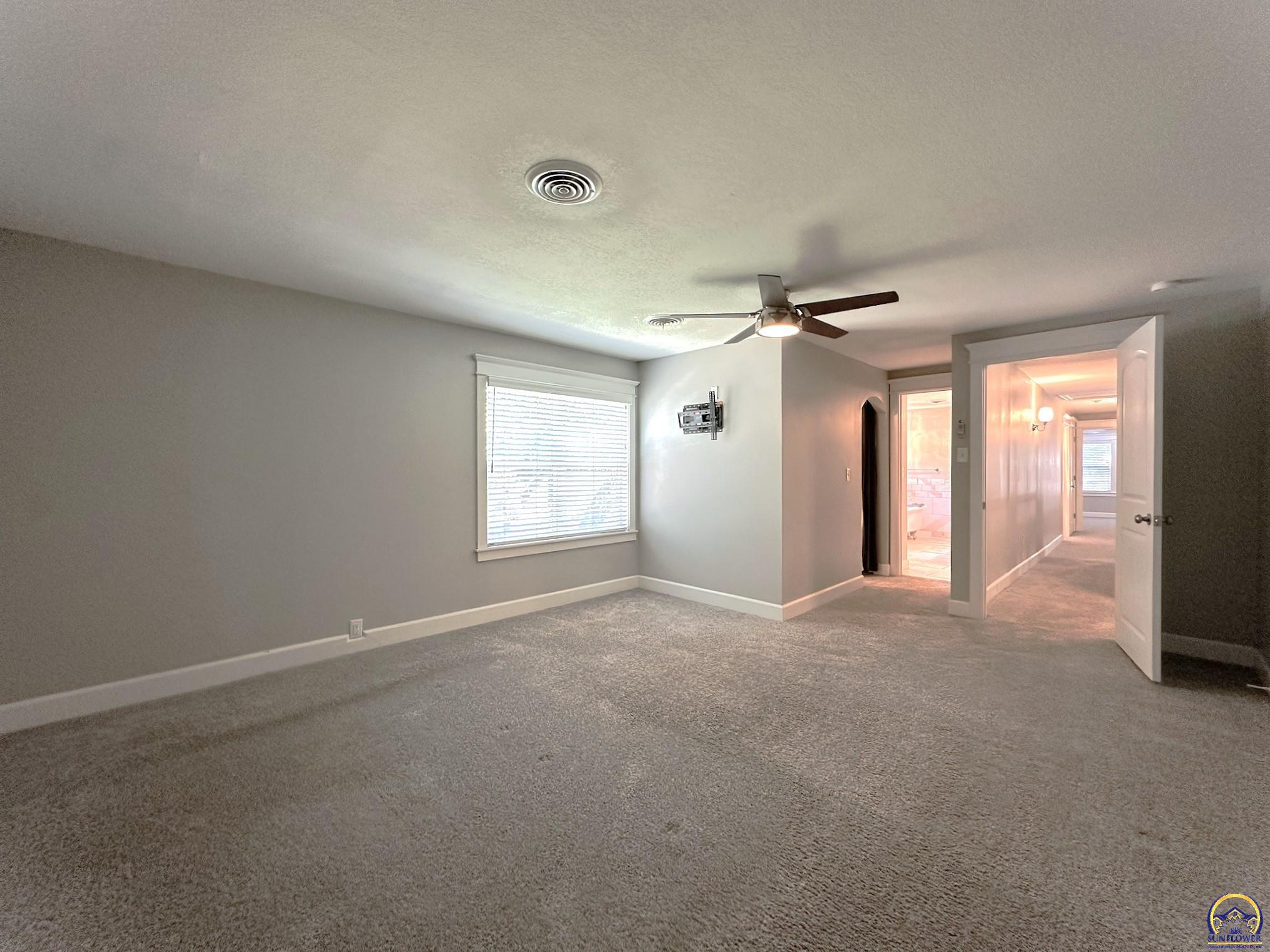 1520 Southwest Oakley Avenue Topeka, KS 66604 - Photo 49 of 76 Primary Bedroom