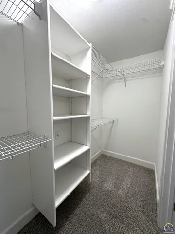 $389,900 | 1520 Southwest Oakley Avenue, Topeka, KS 66604